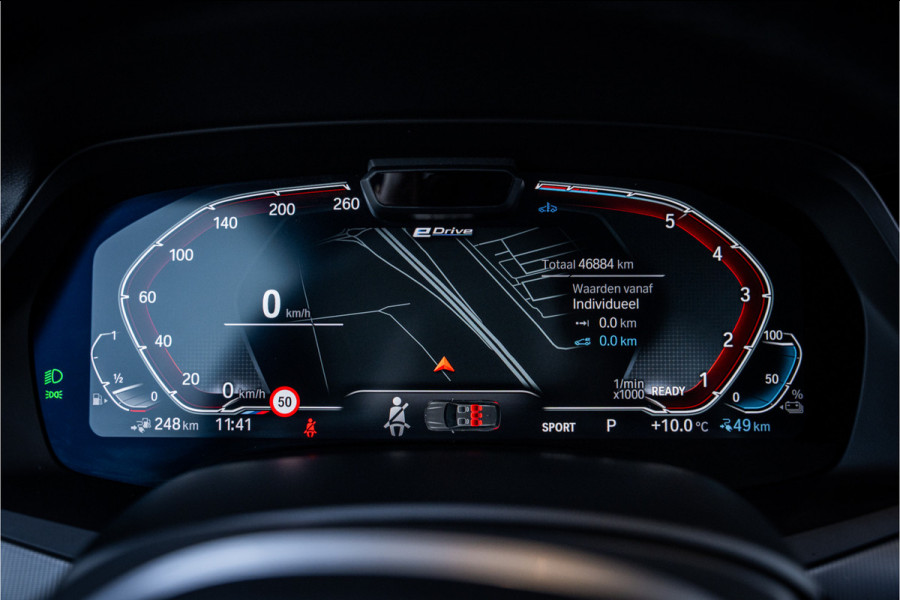 BMW X5 xDrive45e Executive - M-Sport l Panorama l HUD l ACC l Sfeerverl.