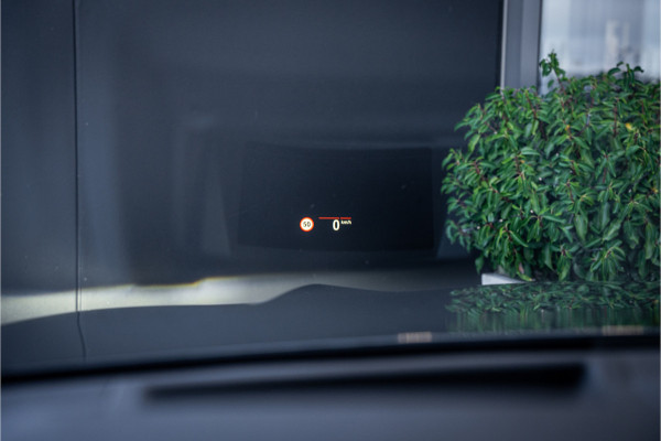 BMW X5 xDrive45e Executive - M-Sport l Panorama l HUD l ACC l Sfeerverl.