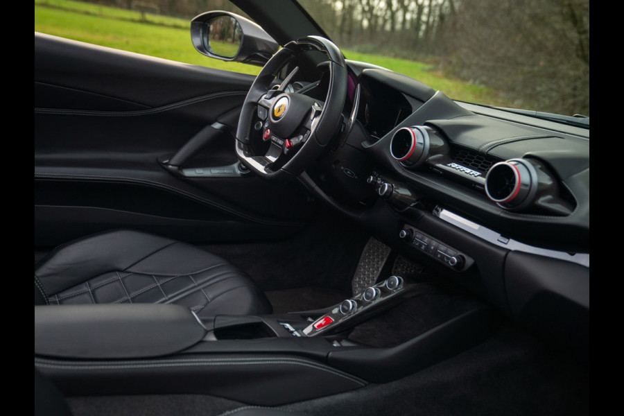 Ferrari 812 GTS 6.5 V12 HELE | Carbon | Pass. Display | Lift | JBL | Surround view