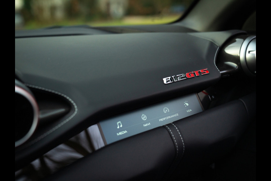Ferrari 812 GTS 6.5 V12 HELE | Carbon | Pass. Display | Lift | JBL | Surround view
