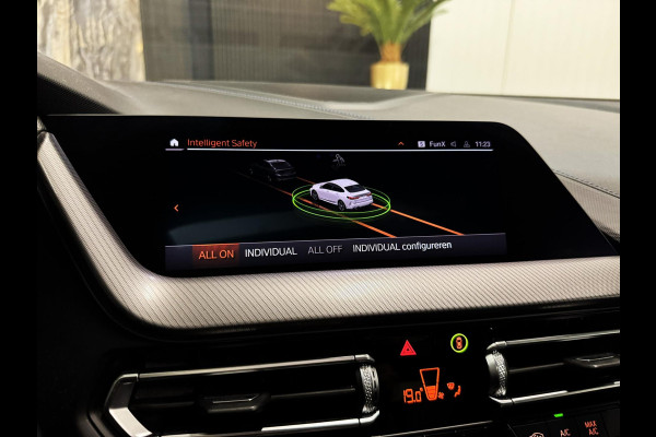 BMW 2 Serie Gran Coupé 218i M Sport|PANO|SFEER|KEYLESS|BOMVOL