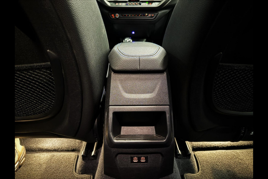 BMW 2 Serie Gran Coupé 218i M Sport|PANO|SFEER|KEYLESS|BOMVOL