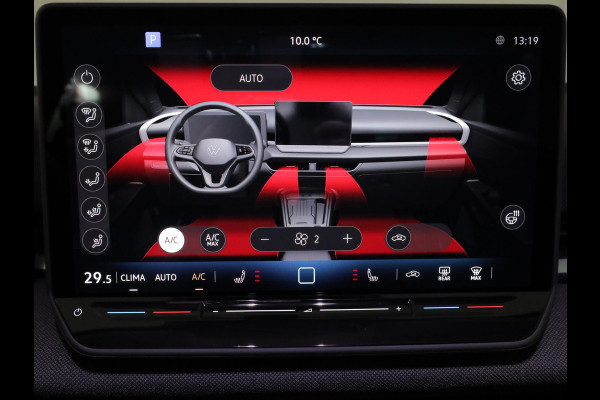 Volkswagen T-Roc Life First Edition 1.5 eTSI 85 kW / 116 PK SUV 7 v