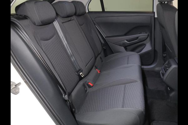 Volkswagen T-Roc Life First Edition 1.5 eTSI 85 kW / 116 PK SUV 7 v