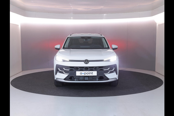 Volkswagen T-Roc Life First Edition 1.5 eTSI 85 kW / 116 PK SUV 7 v