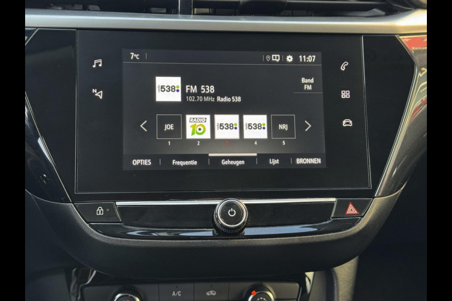 Opel Corsa 1.2 Elegance - 8.722 KM - Navigatie / Apple CarPlay I Airco I Sport velgen I PDC I Veiligheid pakket I Dealer onderhoud