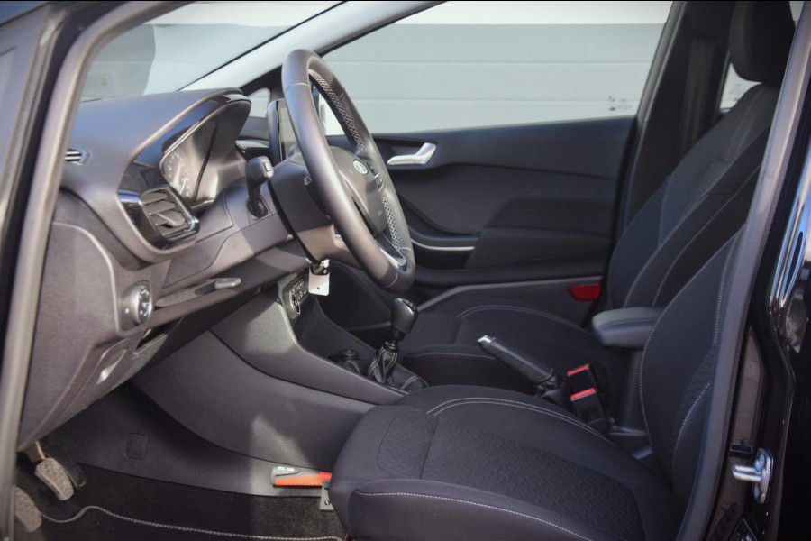 Ford Fiesta 1.0 EcoBoost Hybrid Titanium + NAVIGATIE/DRAADLOOS TELEFOON LADEN