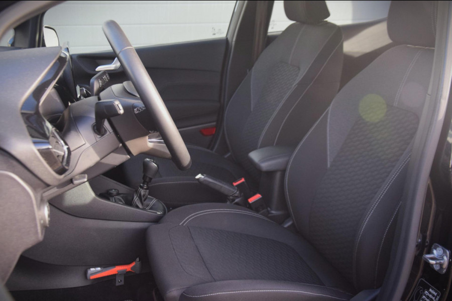 Ford Fiesta 1.0 EcoBoost Hybrid Titanium + NAVIGATIE/DRAADLOOS TELEFOON LADEN