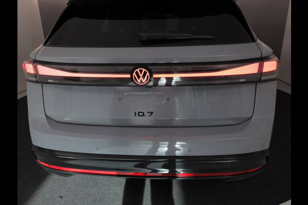 Volkswagen ID.7 Pro Limited Edition 77 kWh accu 210 kW / 286 PK Va
