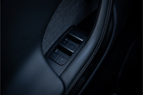 Tesla Model S Long Range AWD**21" Arachnid**NAP** Prijs Inclusief BTW** NP 115.000,-