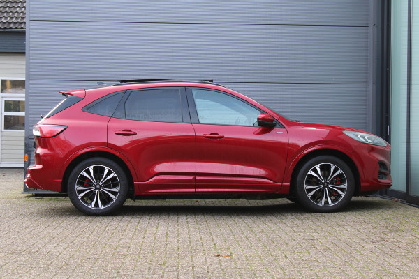 Ford Kuga 2.5 PHEV ST-Line X | Panoramadak | Trekhaak | BLIS | B&O | Head-up | Winterpack