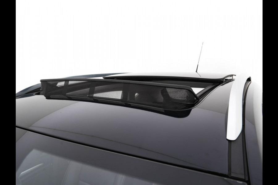 MG ZS EV Luxury 45 kWh { SOH-90%} (INCL-BTW) *PANO | LEATHER | CCS-FASTLOADER | KEYLESS | NAVI-FULLMAP | ADAPTIVE-CRUISE | CAMERA | CARPLAY | DAB | LANE-ASSIST | SPORT-SEATS | 17"ALU*