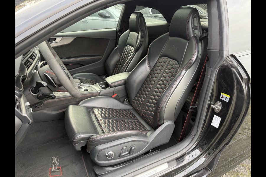 Audi RS5 Coupé 2.9 TFSI RS5 Quattro | Panoramadak | 360* Camera | RS Dynamic | Head-Up | Bang & Olufsen |