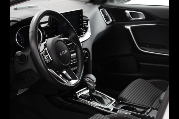Kia Ceed Sportswagon 1.6 GDI PHEV DynamicLine Climate control | Adaptieve cruise control | Stuur verwarming | Stoel verwarming | Parkeersensoren | Achteruitrijcamera | Apple Carplay/ Android Auto