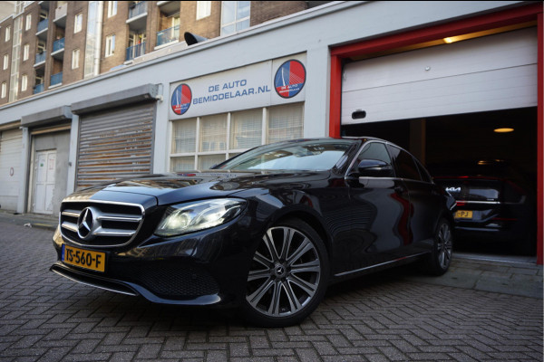 Mercedes-Benz E-Klasse 200 Business Solution | Sfeer | 19inch | Camera | LED pakket | Leer | Uitmuntend onderhouden