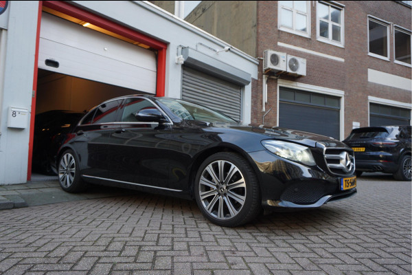 Mercedes-Benz E-Klasse 200 Business Solution | Sfeer | 19inch | Camera | LED pakket | Leer | Uitmuntend onderhouden
