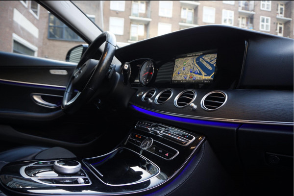 Mercedes-Benz E-Klasse 200 Business Solution | Sfeer | 19inch | Camera | LED pakket | Leer | Uitmuntend onderhouden