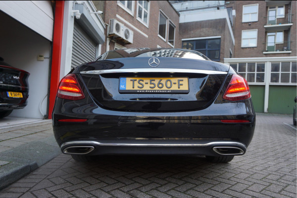 Mercedes-Benz E-Klasse 200 Business Solution | Sfeer | 19inch | Camera | LED pakket | Leer | Uitmuntend onderhouden