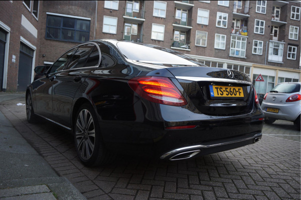 Mercedes-Benz E-Klasse 200 Business Solution | Sfeer | 19inch | Camera | LED pakket | Leer | Uitmuntend onderhouden
