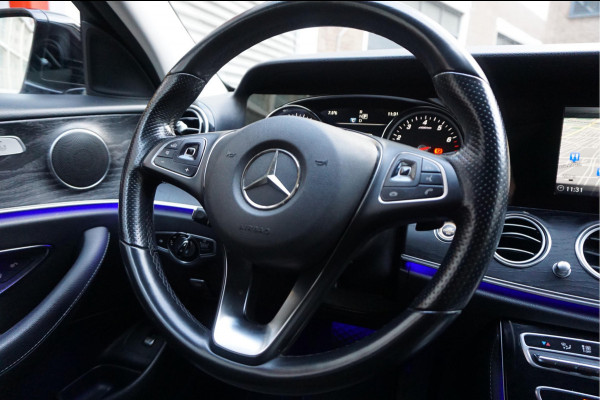 Mercedes-Benz E-Klasse 200 Business Solution | Sfeer | 19inch | Camera | LED pakket | Leer | Uitmuntend onderhouden