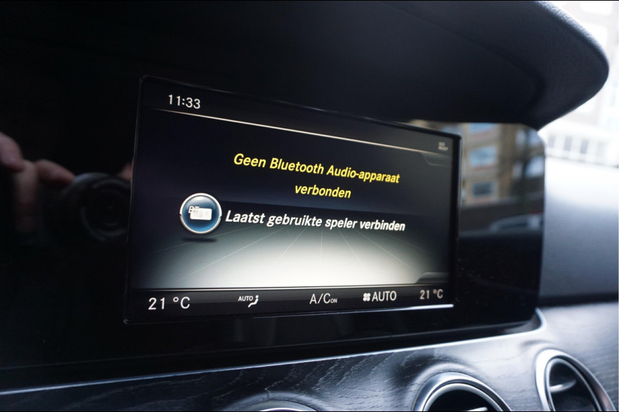 Mercedes-Benz E-Klasse 200 Business Solution | Sfeer | 19inch | Camera | LED pakket | Leer | Uitmuntend onderhouden