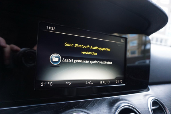 Mercedes-Benz E-Klasse 200 Business Solution | Sfeer | 19inch | Camera | LED pakket | Leer | Uitmuntend onderhouden