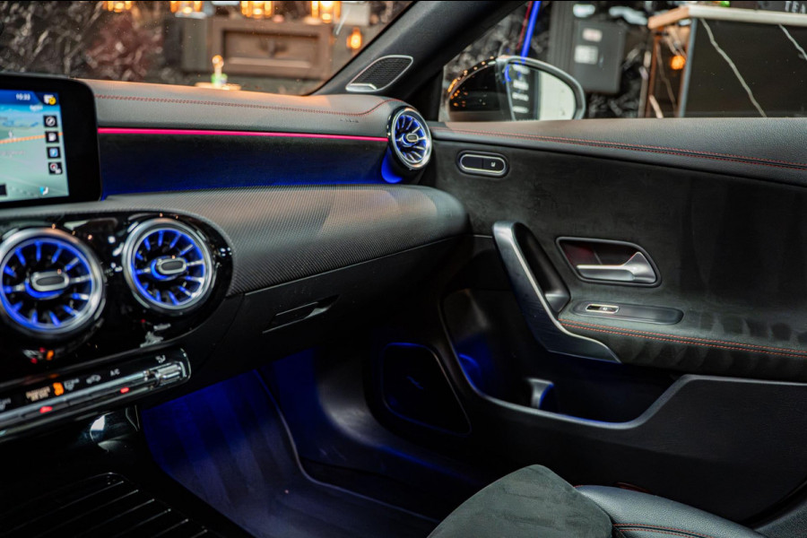 Mercedes-Benz CLA-Klasse 200 AMGLINE|PANO|AUT|SFEER