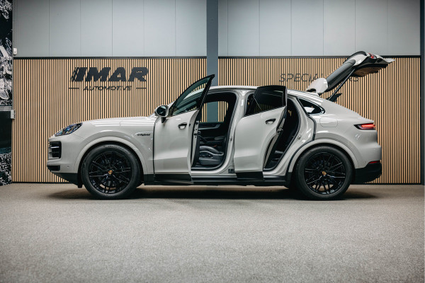Porsche Cayenne Coupé 3.0 E-Hybrid | Head-up | Bose | Sport Chrono | Stuurverwarming | Stoelverwarming en verkoeling | Trekhaak | Kreide |