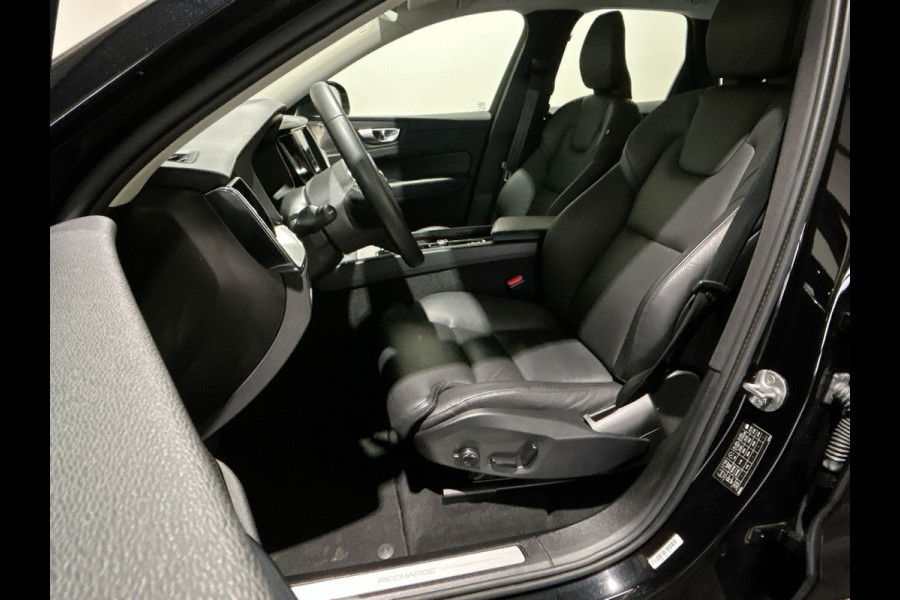 Volvo XC60 2.0 T8 Plug-in hybrid AWD Ultimate Bright Leer, panorama schuif/kanteldak, Harman Kardon