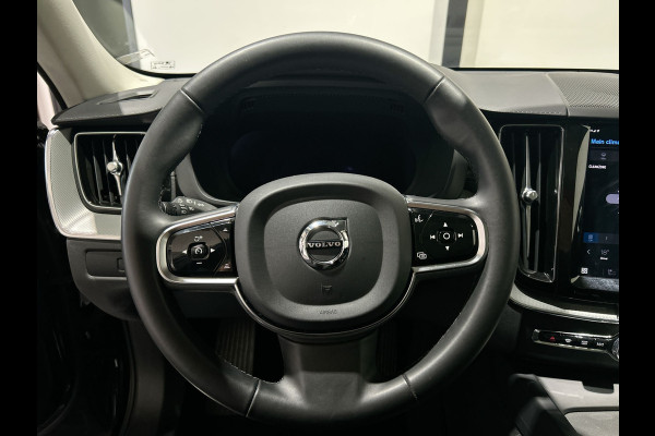 Volvo XC60 2.0 T8 Plug-in hybrid AWD Ultimate Bright Leer, panorama schuif/kanteldak, Harman Kardon