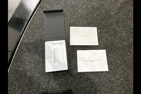 Volvo XC60 2.0 T8 Plug-in hybrid AWD Ultimate Bright Leer, panorama schuif/kanteldak, Harman Kardon