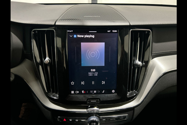 Volvo XC60 2.0 T8 Plug-in hybrid AWD Ultimate Bright Leer, panorama schuif/kanteldak, Harman Kardon
