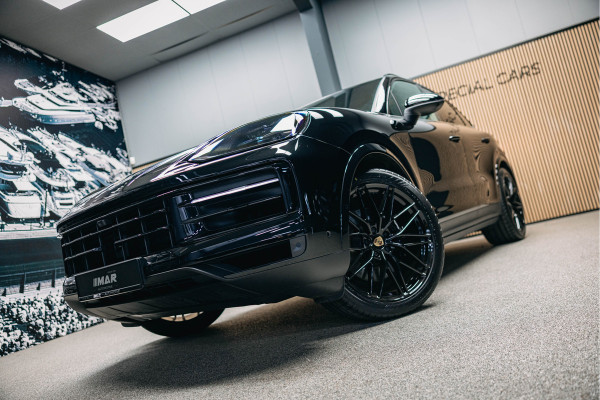 Porsche Cayenne 3.0 E-Hybrid | Luchtvering | Sport Chrono | Head-Up | Pano | Sportstoelen 18-voudig | Stuurverwarming |