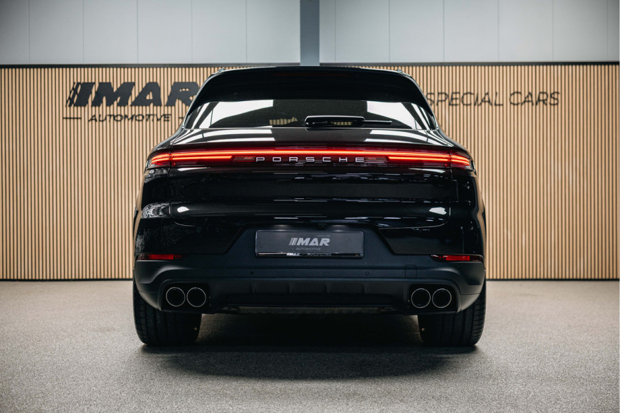 Porsche Cayenne 3.0 E-Hybrid | Luchtvering | Sport Chrono | Head-Up | Pano | Sportstoelen 18-voudig | Stuurverwarming |