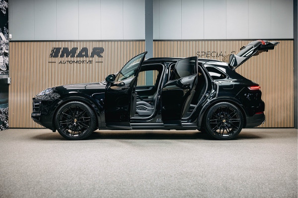 Porsche Cayenne 3.0 E-Hybrid | Luchtvering | Sport Chrono | Head-Up | Pano | Sportstoelen 18-voudig | Stuurverwarming |