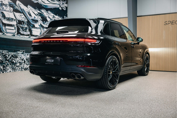 Porsche Cayenne 3.0 E-Hybrid | Luchtvering | Sport Chrono | Head-Up | Pano | Sportstoelen 18-voudig | Stuurverwarming |
