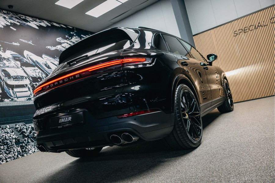 Porsche Cayenne 3.0 E-Hybrid | Luchtvering | Sport Chrono | Head-Up | Pano | Sportstoelen 18-voudig | Stuurverwarming |