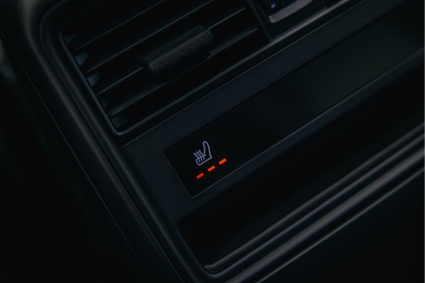 Porsche Cayenne 3.0 E-Hybrid | Luchtvering | Sport Chrono | Head-Up | Pano | Sportstoelen 18-voudig | Stuurverwarming |