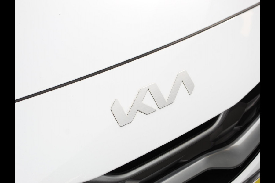 Kia Ceed Sportswagon 1.6 GDI PHEV DynamicLine Climate control | Adaptieve cruise control | Stuur verwarming | Stoel verwarming | Parkeersensoren | Achteruitrijcamera | Apple Carplay/ Android Auto