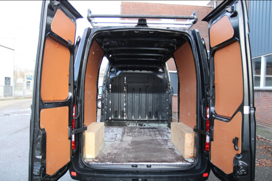 Renault Master T35 2.3 dCi 180PK L2H2 Energy Work Edition / Trekhaak / Imperiaal / Camera