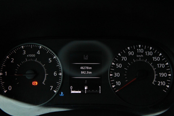 Renault Master T35 2.3 dCi 180PK L2H2 Energy Work Edition / Trekhaak / Imperiaal / Camera