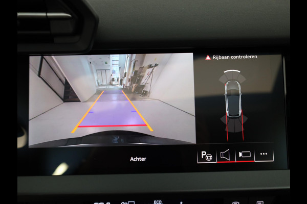 Audi A3 Sportback 45 TFSI e S edition Competition 272 pk SOH 100% S-tronic| Navigatie | Panoramadak | Private lease vanaf €798,- | Achteruitrijcamera | Adaptieve cruise control | Matrix LED koplampen |