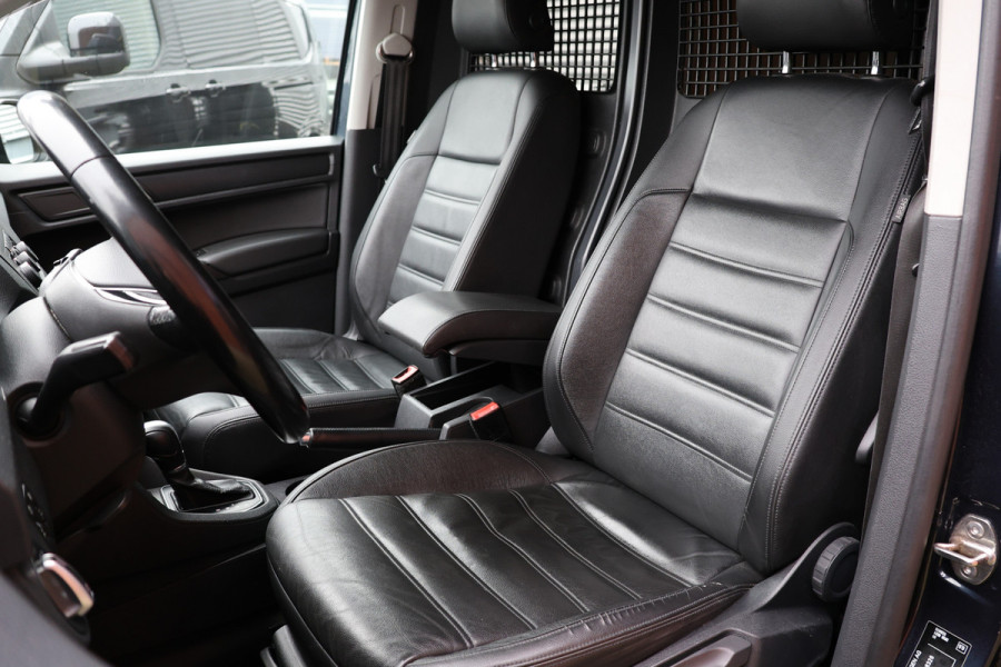 Volkswagen Caddy 2.0 TDI 150 PK DSG Highline | Marge | BTW / BPM Vrij | ACC | Bi-Xenon | Navigatie | Standkachel | 360 PDC | Camera | L+R Schuifdeur | Trekhaak | Lederen bekleding | Nieuwe APK