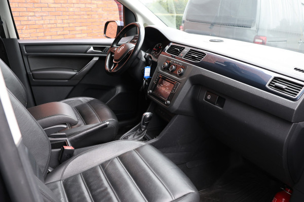 Volkswagen Caddy 2.0 TDI 150 PK DSG Highline | Marge | BTW / BPM Vrij | ACC | Bi-Xenon | Navigatie | Standkachel | 360 PDC | Camera | L+R Schuifdeur | Trekhaak | Lederen bekleding | Nieuwe APK