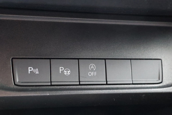 Volkswagen Caddy 2.0 TDI 150 PK DSG Highline | Marge | BTW / BPM Vrij | ACC | Bi-Xenon | Navigatie | Standkachel | 360 PDC | Camera | L+R Schuifdeur | Trekhaak | Lederen bekleding | Nieuwe APK