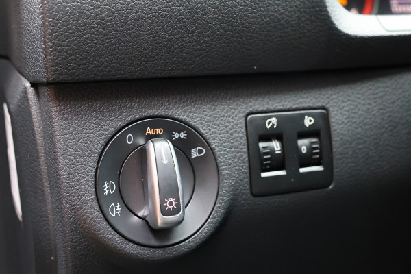 Volkswagen Caddy 2.0 TDI 150 PK DSG Highline | Marge | BTW / BPM Vrij | ACC | Bi-Xenon | Navigatie | Standkachel | 360 PDC | Camera | L+R Schuifdeur | Trekhaak | Lederen bekleding | Nieuwe APK