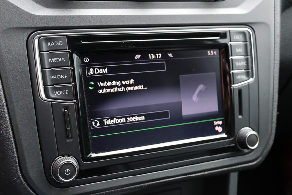 Volkswagen Caddy 2.0 TDI 150 PK DSG Highline | Marge | BTW / BPM Vrij | ACC | Bi-Xenon | Navigatie | Standkachel | 360 PDC | Camera | L+R Schuifdeur | Trekhaak | Lederen bekleding | Nieuwe APK