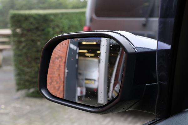 Volkswagen Caddy 2.0 TDI 150 PK DSG Highline | Marge | BTW / BPM Vrij | ACC | Bi-Xenon | Navigatie | Standkachel | 360 PDC | Camera | L+R Schuifdeur | Trekhaak | Lederen bekleding | Nieuwe APK