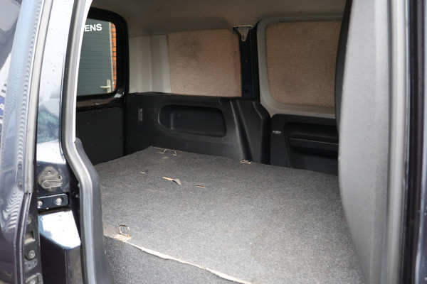 Volkswagen Caddy 2.0 TDI 150 PK DSG Highline | Marge | BTW / BPM Vrij | ACC | Bi-Xenon | Navigatie | Standkachel | 360 PDC | Camera | L+R Schuifdeur | Trekhaak | Lederen bekleding | Nieuwe APK