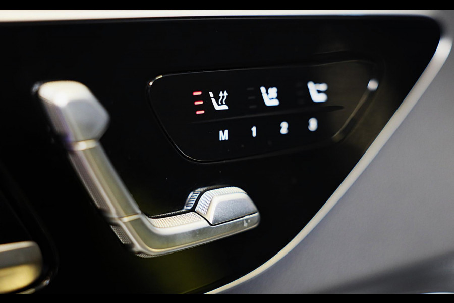 Mercedes-Benz CLE Cabriolet 300 4MATIC AMG Line / Massage / Head Up / Memory / Aircap / Leder / Verkoeling / Burmester / 20 Inch